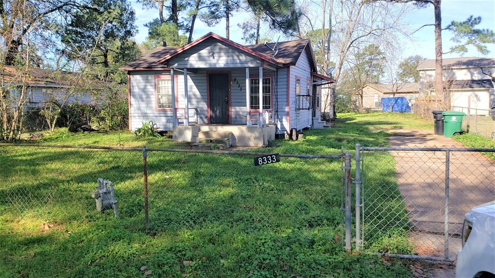 8333 Lanewood Dr, Houston, TX 77016 - photo 1
