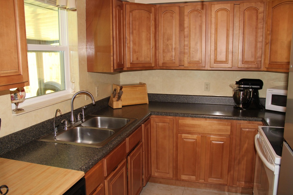 2718 Elisa Dr E, Jacksonville, FL 32216 - photo 1