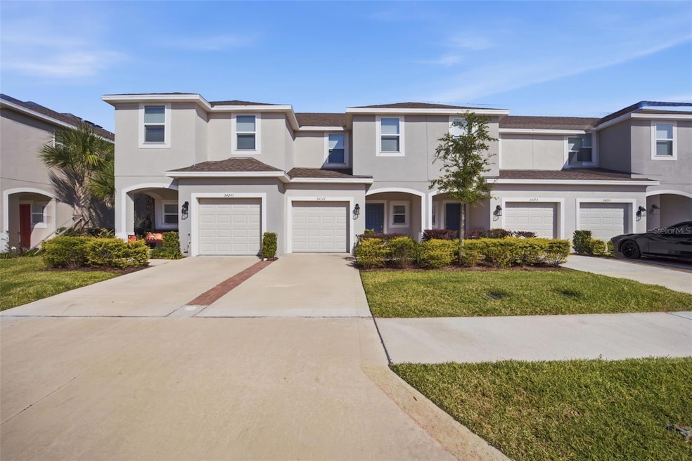 34247 Carronade Ct, Wesley Chapel, FL 33543 - photo 1