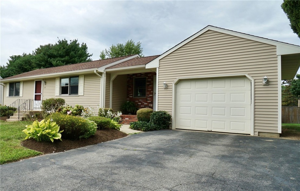 3 Frank Ct, Warren, RI 02885 - photo 1