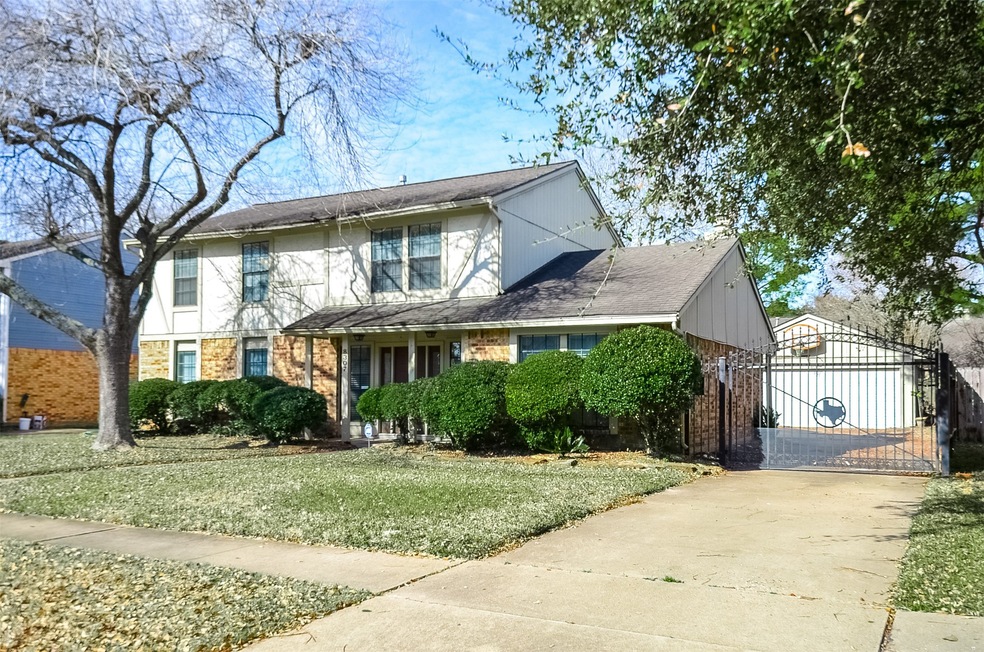 8307 Clover Gardens Dr, Houston, TX 77095 - photo 1