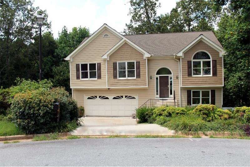 Newer Cement board siding front