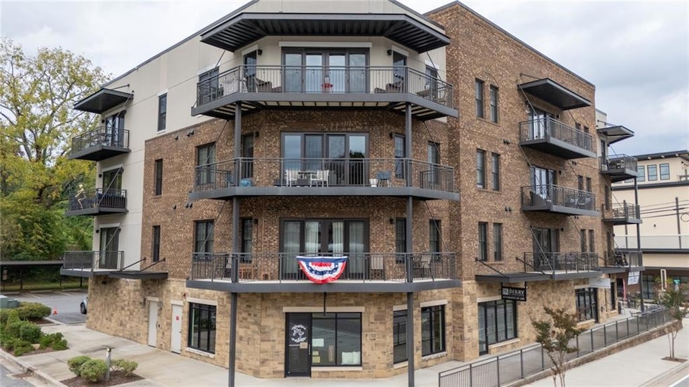 View of apartment building / complex