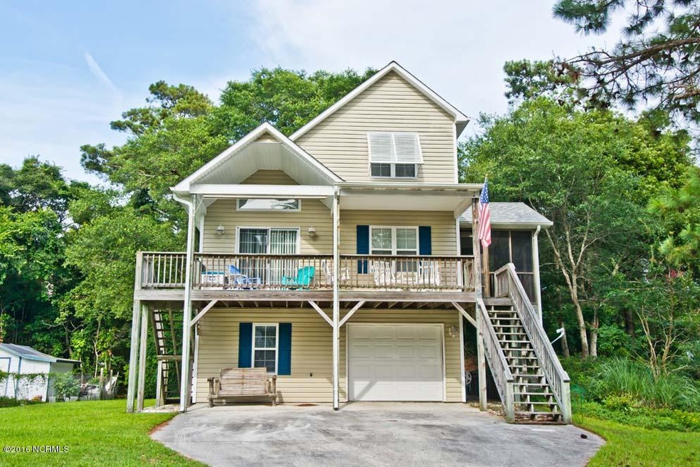 Excellent curb appeal!