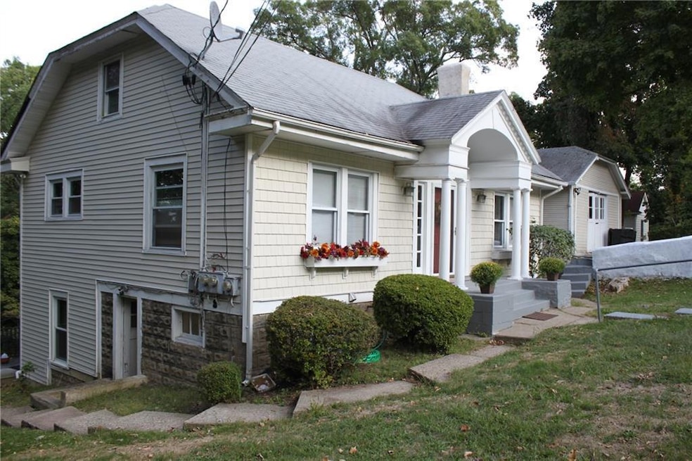 32 South Blvd, Orangetown, NY 10960 - photo 1