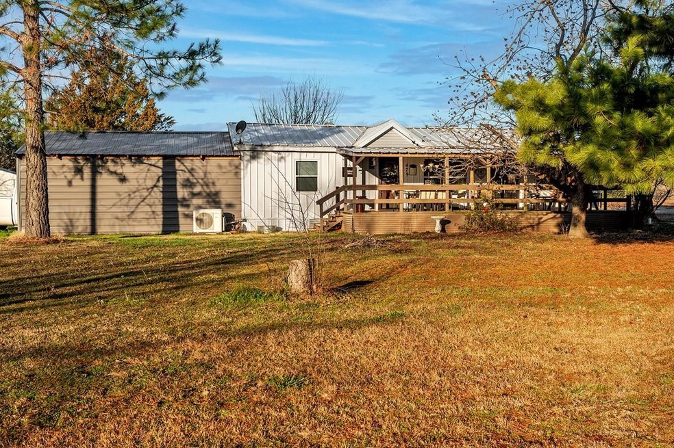 479 Delphia Dr, Denison, TX 75021 - photo 1