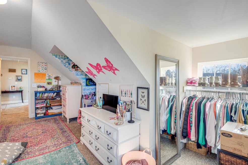 8828 Grassy Knoll Ln, Clermont, GA 30527 - photo 1