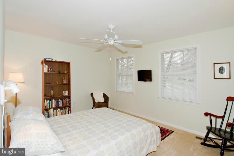 5324 Nightshade Ct, Columbia, MD 21045 - photo 1