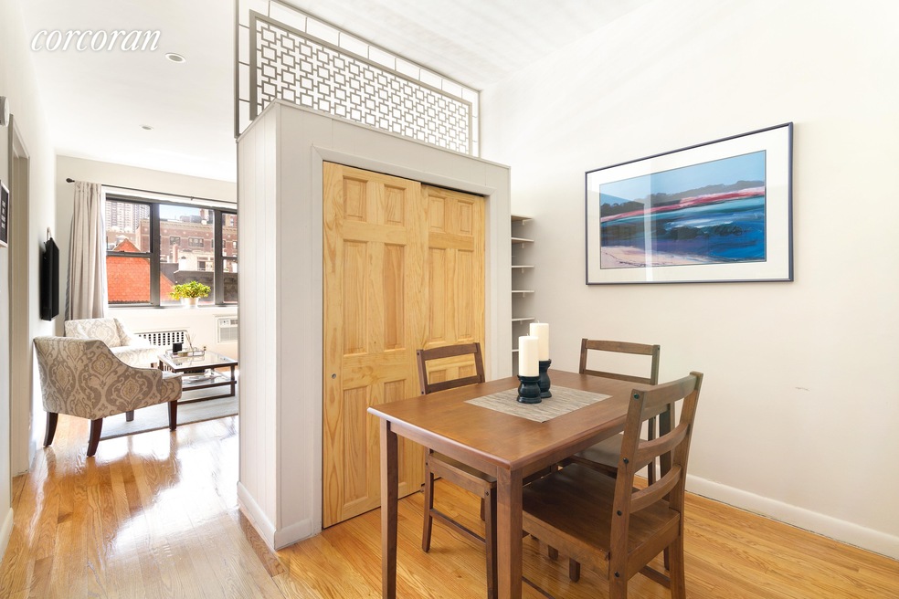 27 W 71st St unit 5D, New York, NY 10023 - photo 1