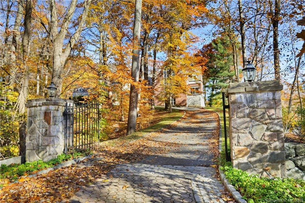 395 Chestnut Hill Rd, Stamford, CT 06903 - photo 1