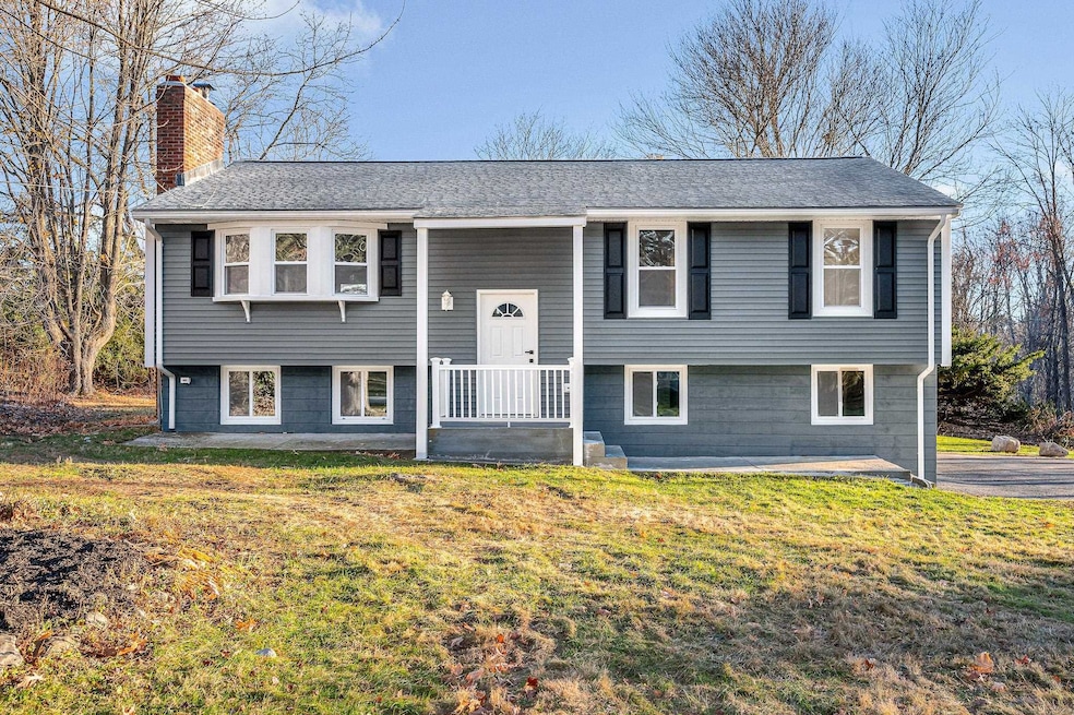 4 Melody Ln, Pelham, NH 03076 - photo 1