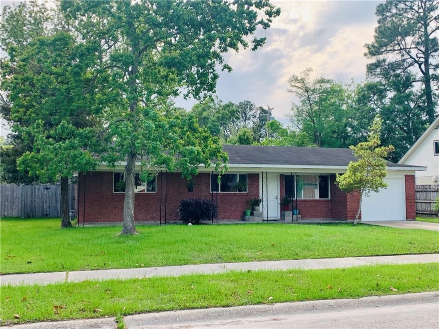 Great home remodeled and centrally located in Slid