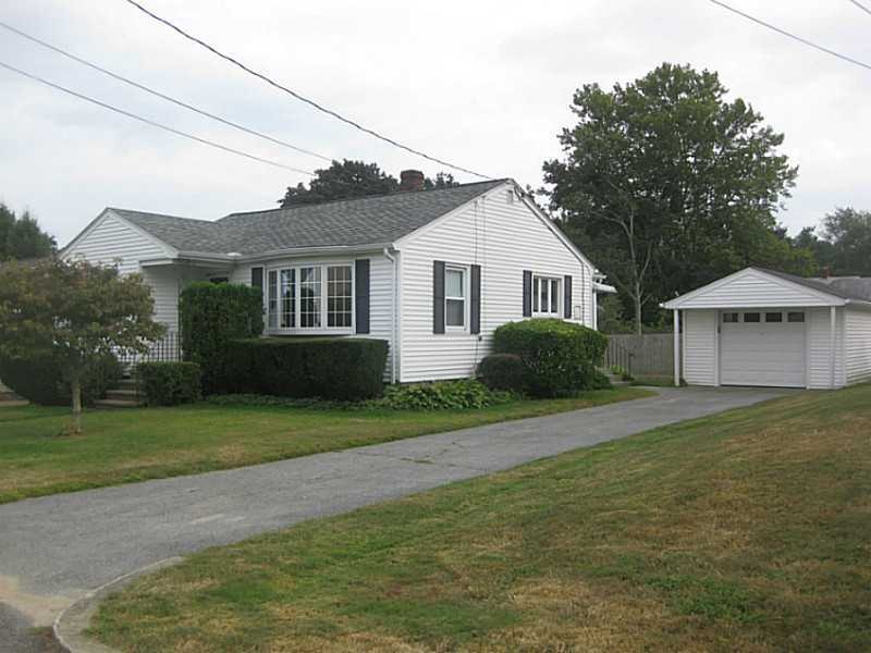 99 Beardsworth Rd, Tiverton, RI 02878 - photo 1