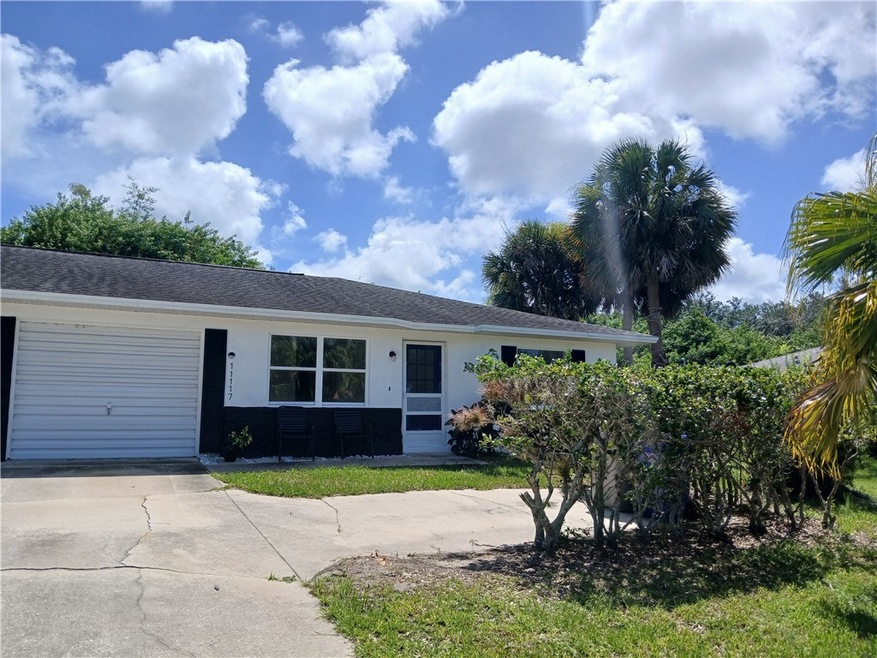 11113 Airport Dr, Sebastian, FL 32958 - photo 1