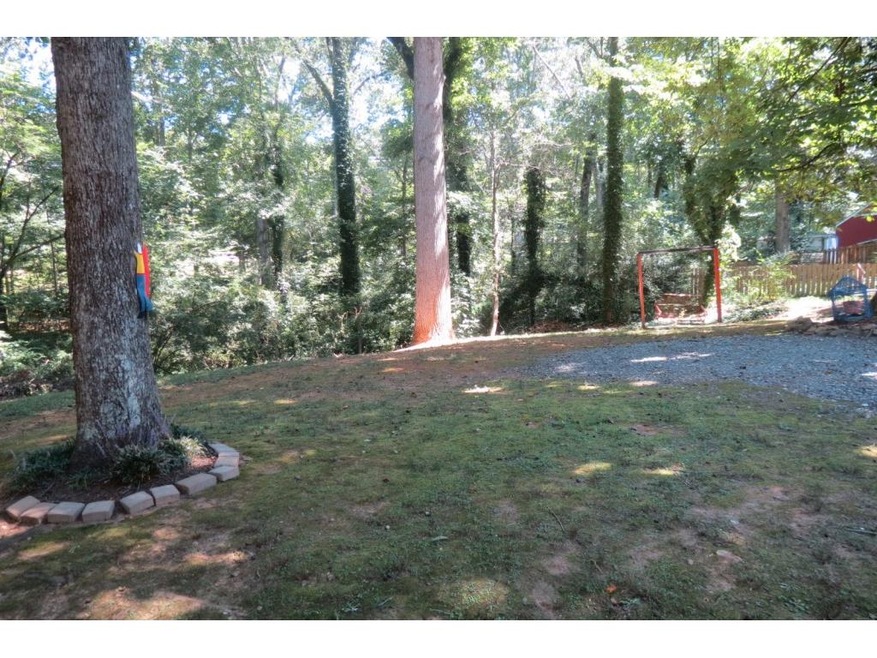 3646 Ledan Rd, Gainesville, GA 30506 - photo 1