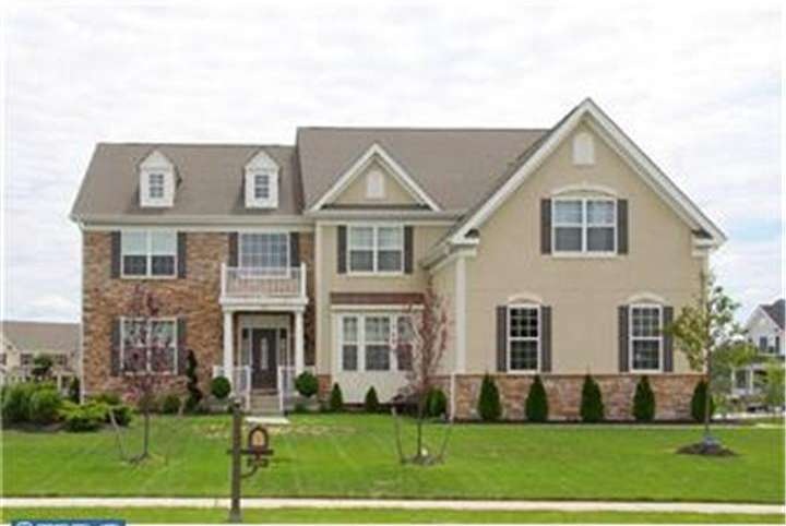 2649 Medina St, Vineland, NJ 08361 - photo 1