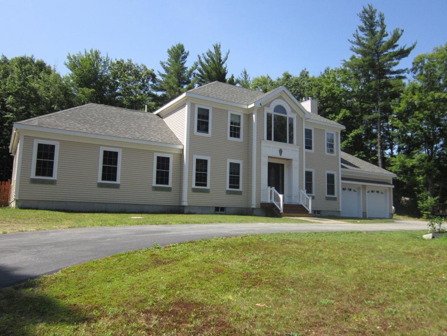 201 Elm St, Sanbornville, NH 03872 - photo 1