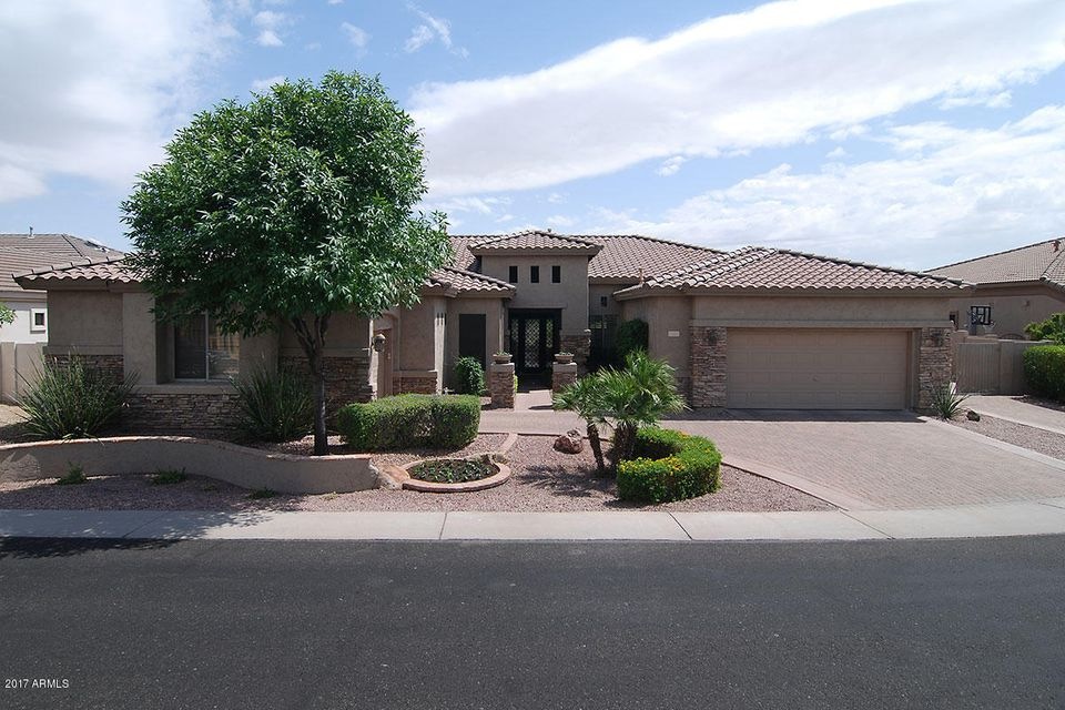 2221 W. Thompson Place, Chandler AZ