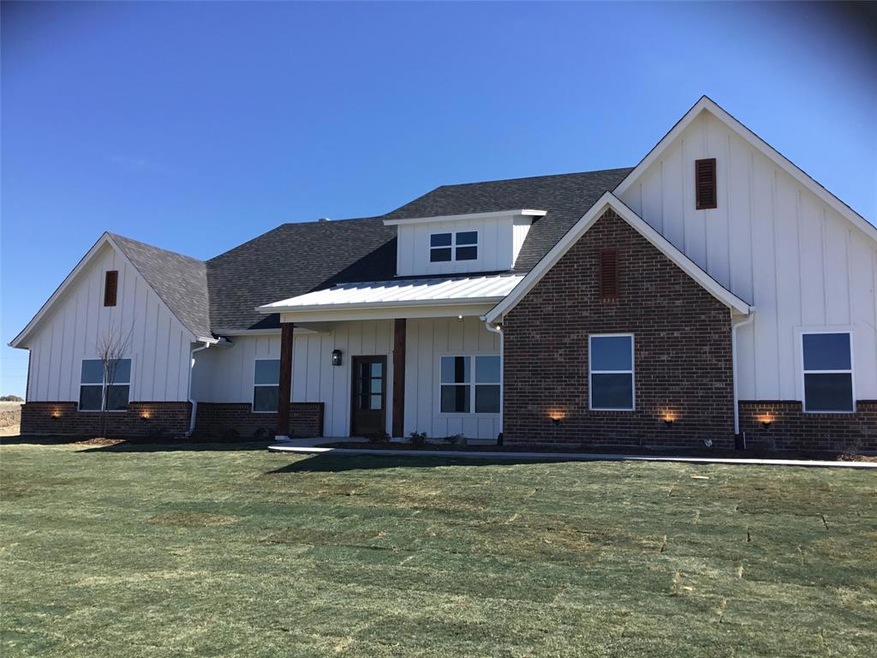 2049 Eagles Ridge Dr, Weatherford, TX 76087 - photo 1