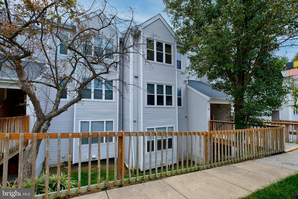 6 Deer Run Ct unit A, Halethorpe, MD 21227 - photo 1