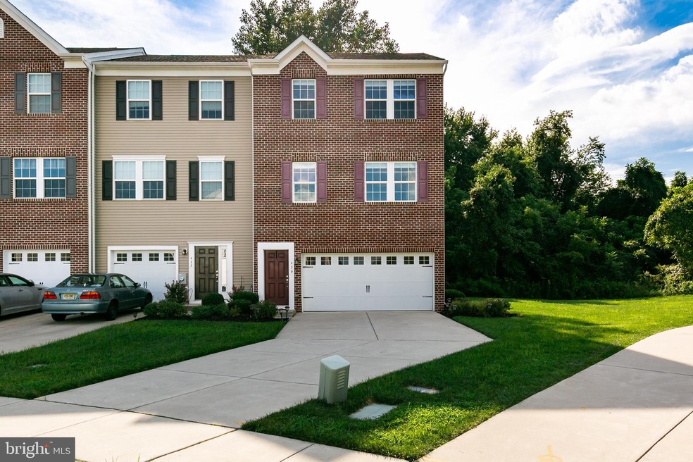 439 Dogwood Dr, Woodbury, NJ 08096 - photo 1