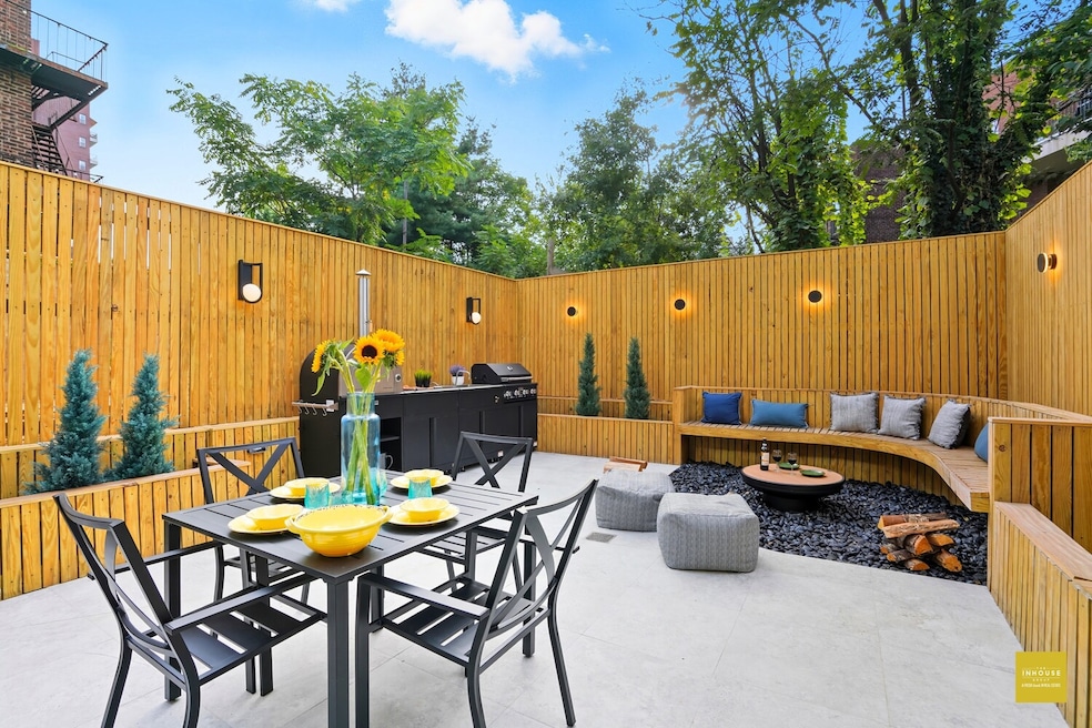 For Sale $2,249,000 • Co-Listing Agent