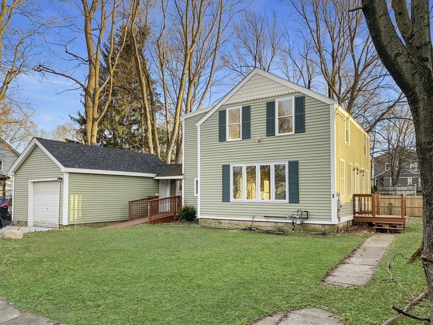 5 Mccabe Ct, Woburn, MA 01801 - photo 1