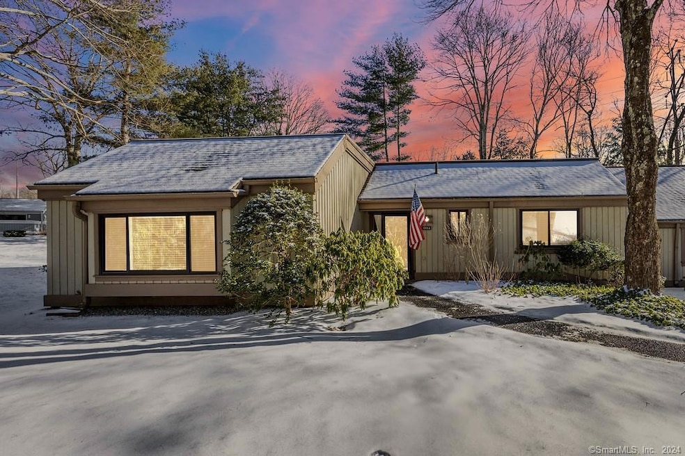 1008 Heritage Village unit A, Southbury, CT 06488 - photo 1