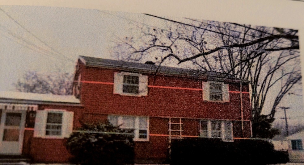 12 Fairview Dr, Berlin, CT 06037 - photo 1