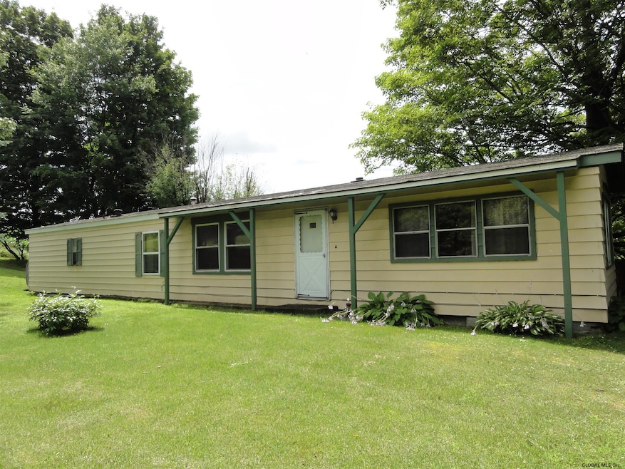 32 Newcombs Ln, Melrose, NY 12121 - photo 1