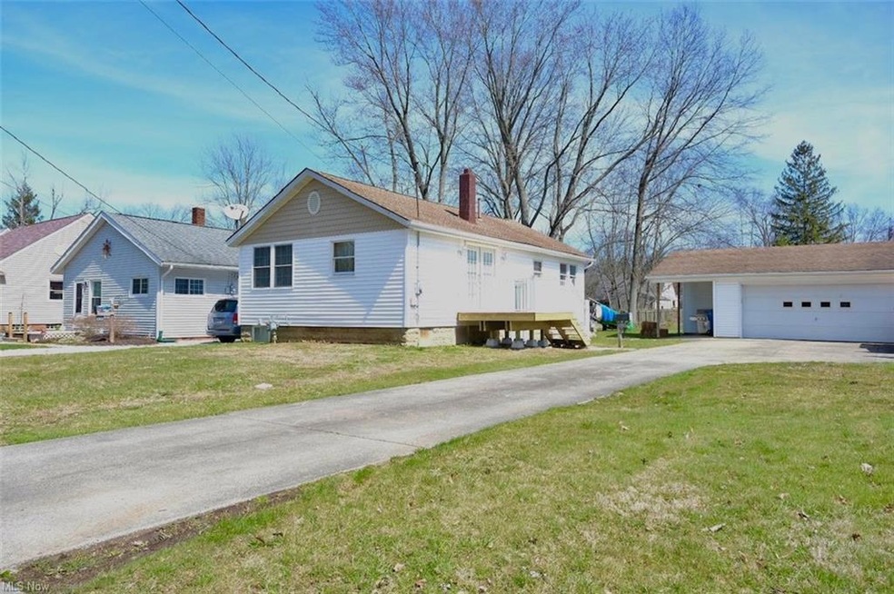 7583 Clark St, Olmsted Falls, OH 44138 - photo 1