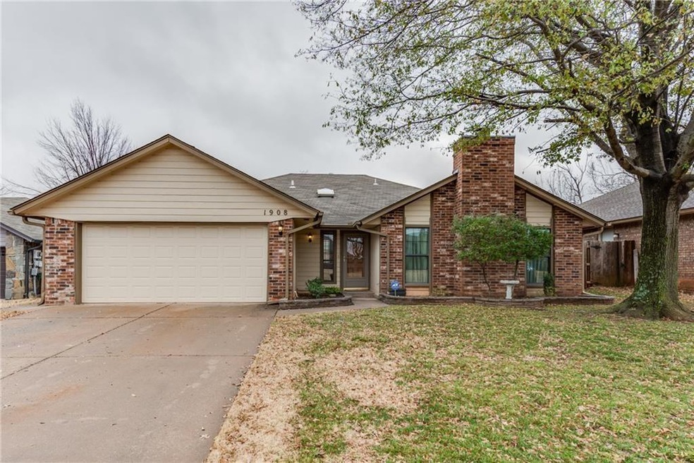 1908 Raquel Rd, Edmond, OK 73003 - photo 1