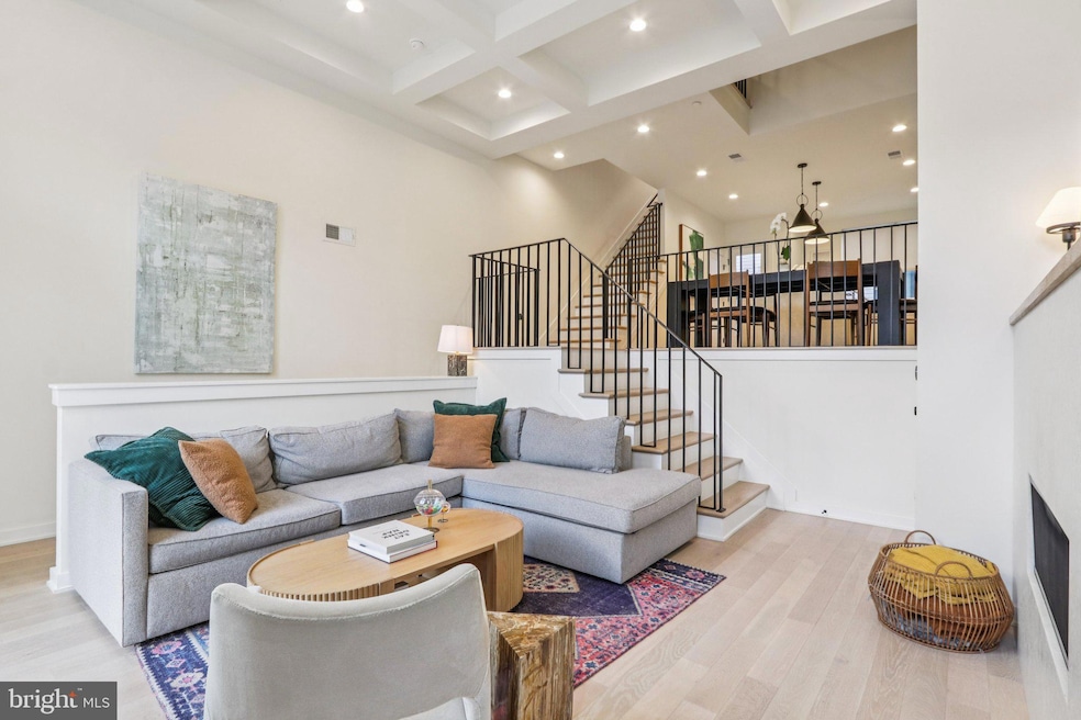 953 N Marshall St, Philadelphia, PA 19123 - photo 1