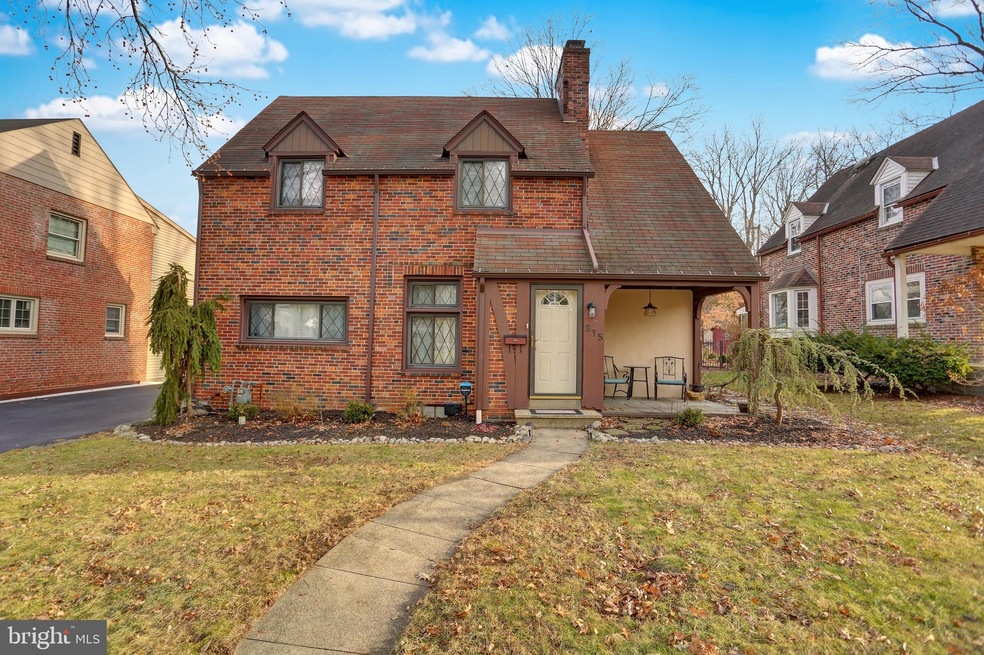 315 Jefferson Blvd, Reading, PA 19609 - photo 1