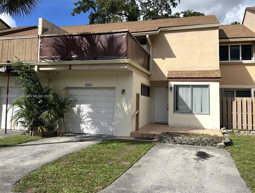 8249 NW 8th Place unit 4, Plantation, FL 33324 - photo 1