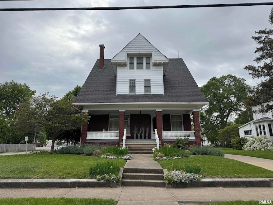 Sold $250,000 • Co-Listing Agent