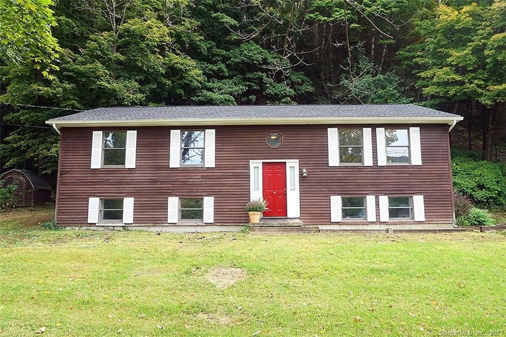 Front view of home.