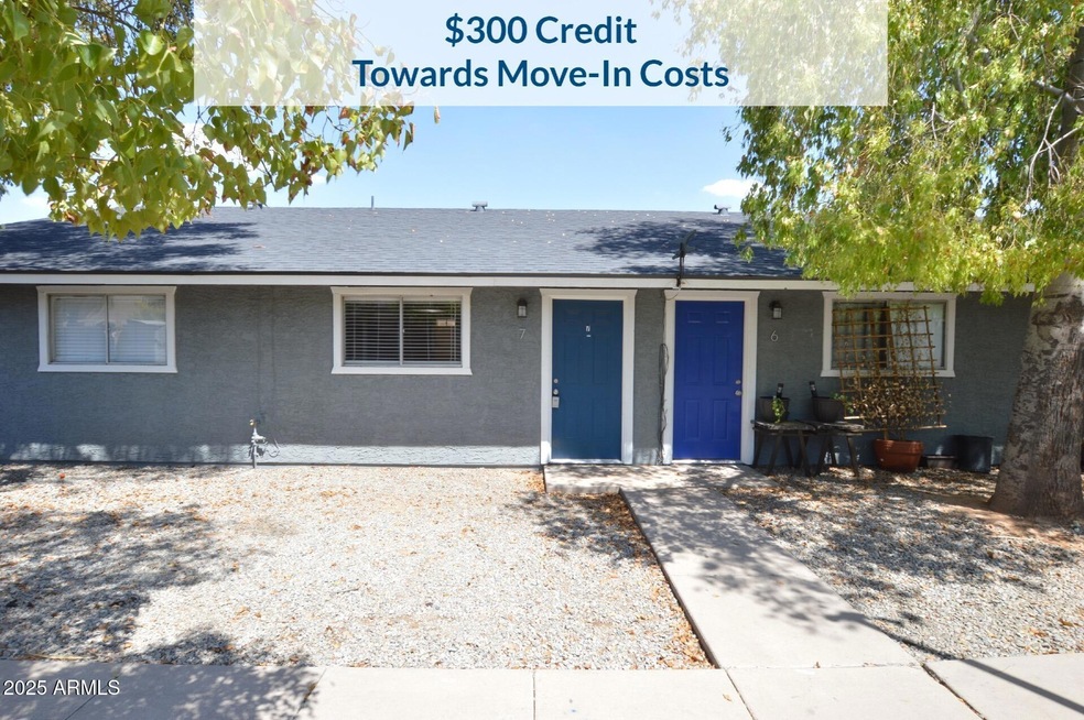 3004 E Waltann Ln unit 7, Phoenix, AZ 85032 - photo 1