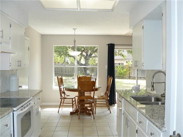 7205 Silvermine Dr, Austin, TX 78736 - photo 1