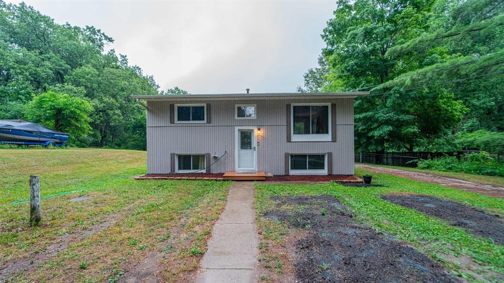 4295 N 630 W, La Porte, IN 46350 - photo 1