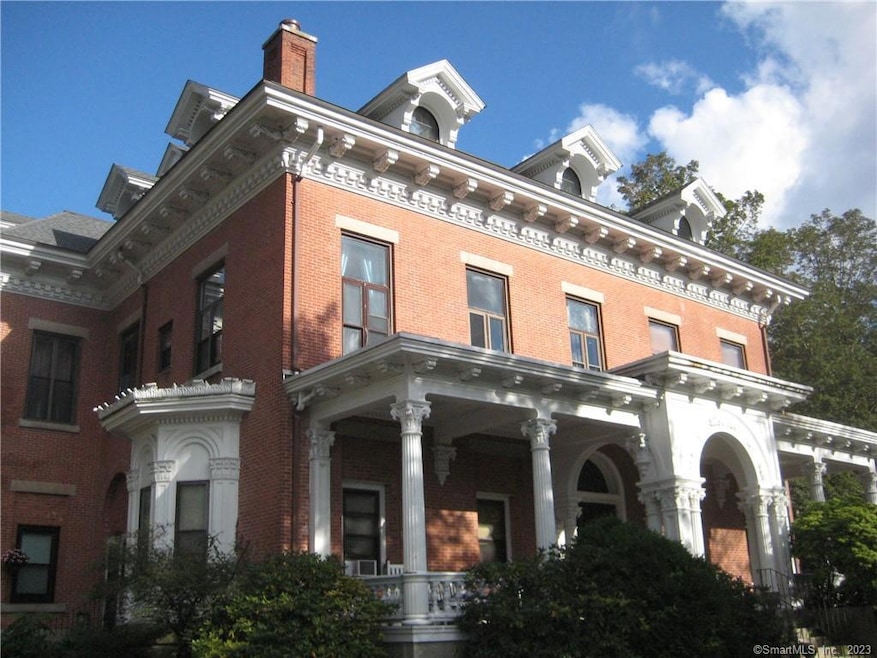 26 Greene Ave unit 1, Norwich, CT 06360 - photo 1