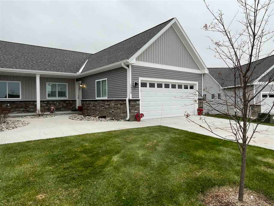 1520 Parmenter Ct, Petoskey, MI 49770 - photo 1