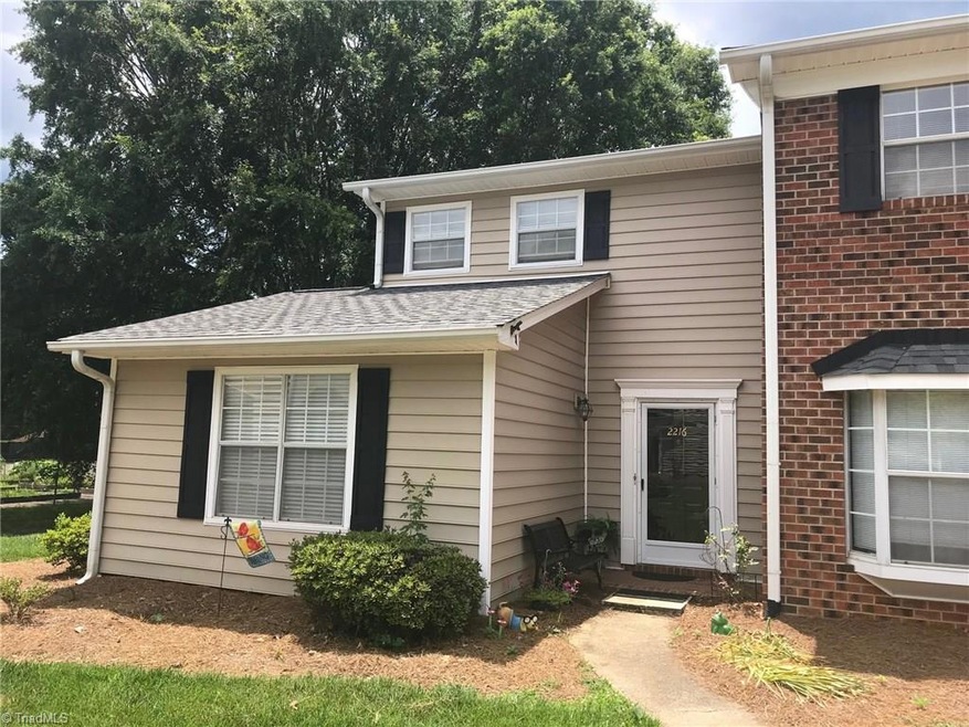 2216 Stonecutter Dr unit 9, Winston Salem, NC 27103 - photo 1