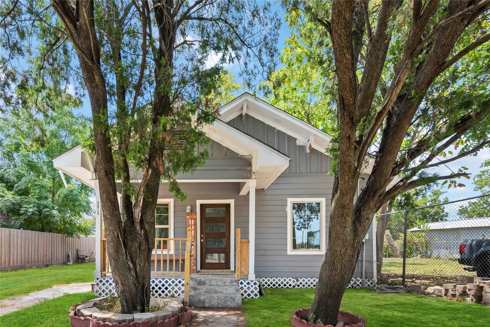 3915 Broyles St, Houston, TX 77026 - photo 1