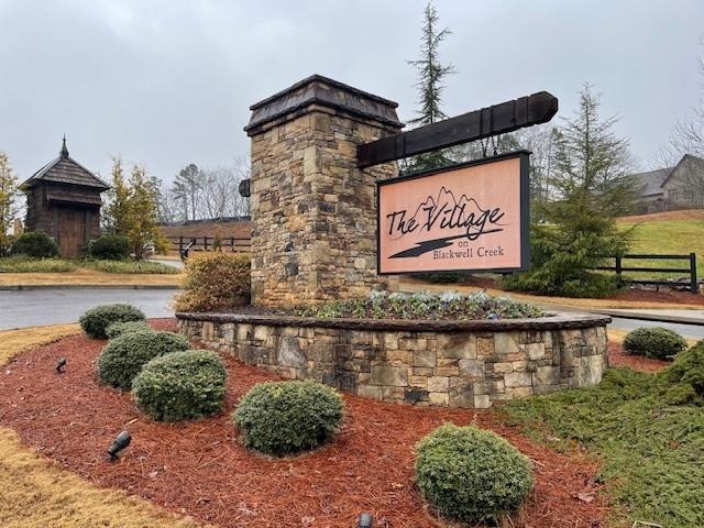 Entrance to The Village on Blackwell Creek