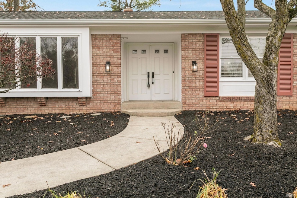 19180 Strawberry Hill Rd, South Bend, IN 46614 - photo 1