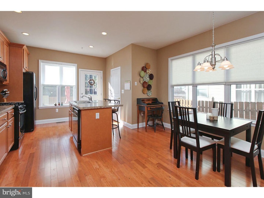 4 Mechanic St, Swedesboro, NJ 08085 - photo 1