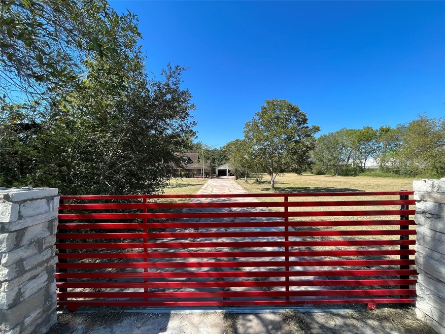 4102 N Masters Rd, Pearland, TX 77584 - photo 1