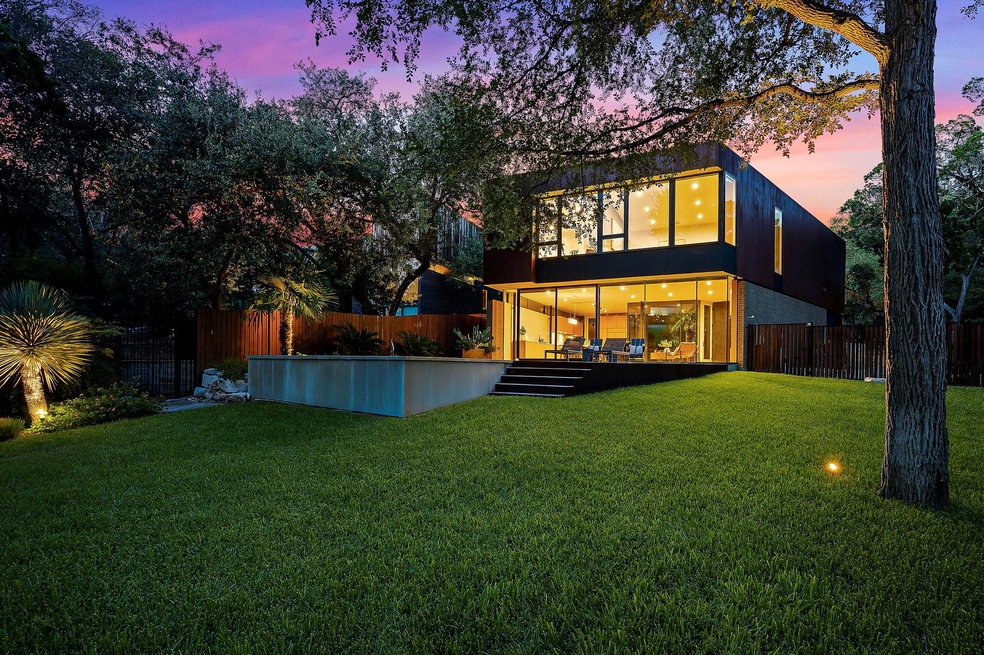 2707 Stratford Dr unit 1, Austin, TX 78746 - photo 1