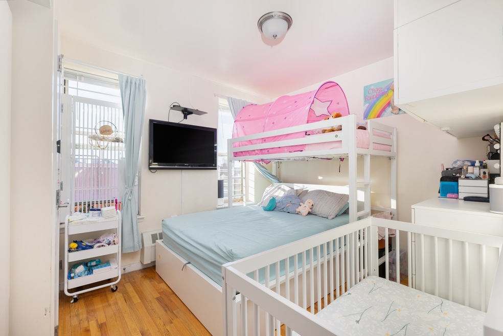 Pending $170,000 • Co-Listing Agent
